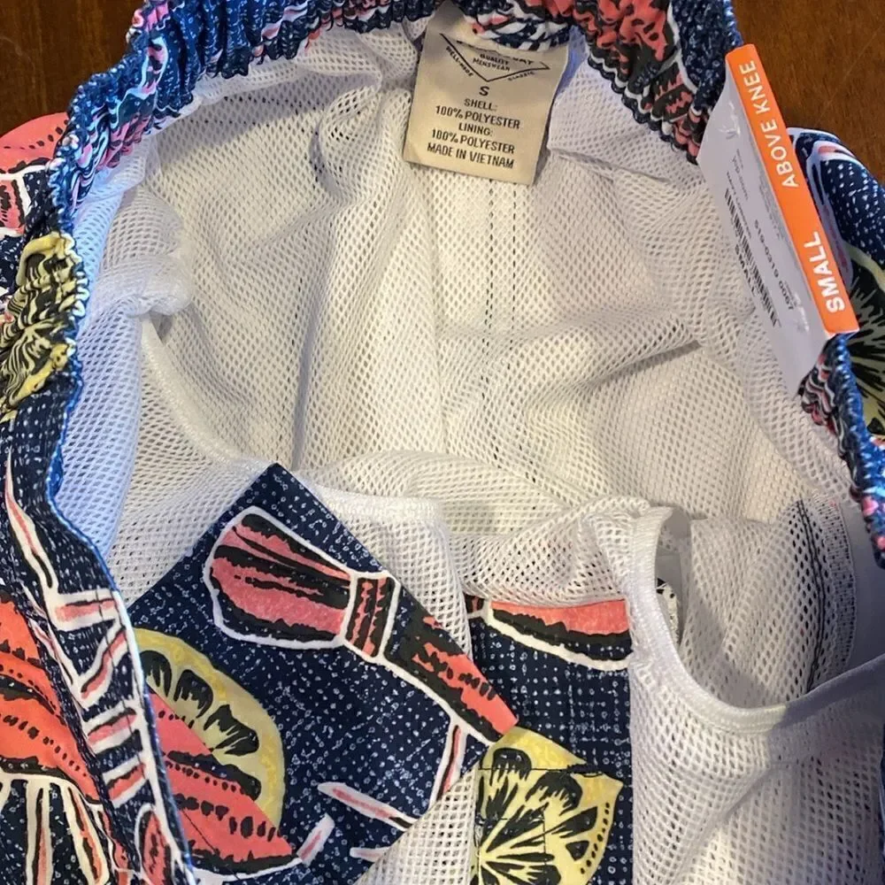 St. John’s Bay Lobster  9” Inseam Men’s UPF 50+ Swim Shorts Size Small